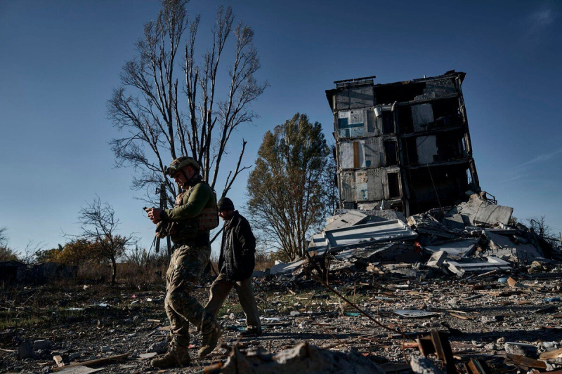 Котёл в Авдеевке почти захлопнут: Российские военные пробили самый крепкий участок обороны ВСУ